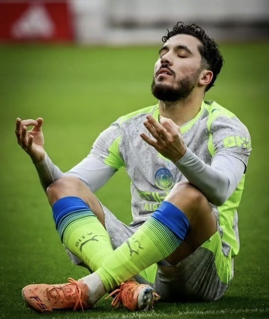 关于切尔西发布备战花絮,今晨再遭质疑,英超任务艰巨,资深球员宣示担当的信息 关于切尔西发布备战花絮,今晨再遭质疑,英超任务艰巨,资深球员宣示担当的信息